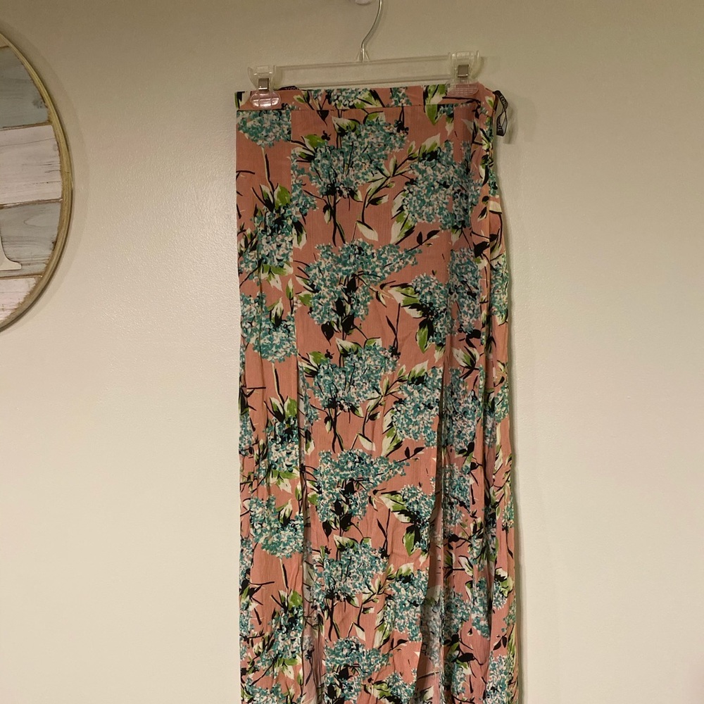 Floral print maxi skirt
